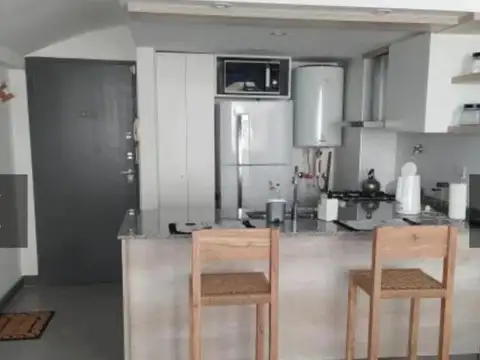 San Luis 1800, Piso 3