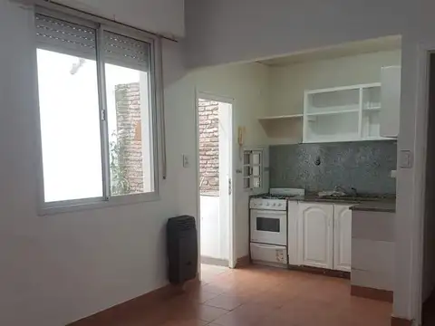 Alquiler 2 Ambientes Patio Propio Bajas Expensas