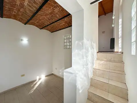 Depto Tipo Casa en Venta 13 años