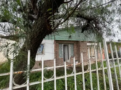 VENTA CASA EN PASAJE PRIVADO ARGUELLO