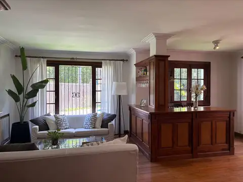 Casa en Venta de 5 dormitorios