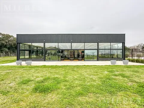 Casa en alquiler sobre lote a la laguna  en San Sebastián Área 8