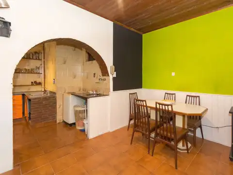 Depto Tipo Casa 7 ambientes con 2 baños