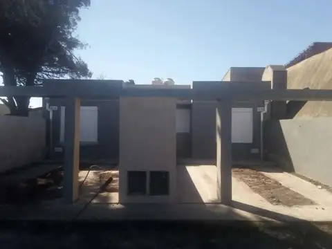 Casa en venta - 1 dormitorio 1 baño - 150mts2 - Necochea