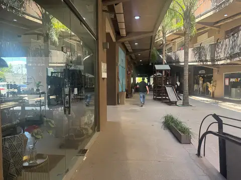 Local  en planta baja Alquiler en Villa Rosa, Pilar, G.B.A. Zona Norte