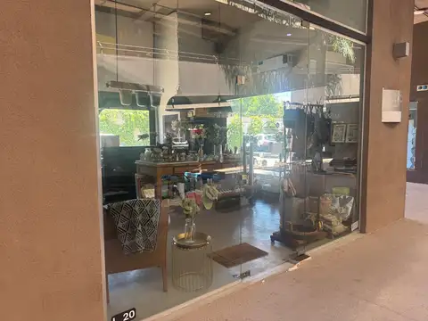 Local en Alquiler en Villa Rosa, $ 800.000