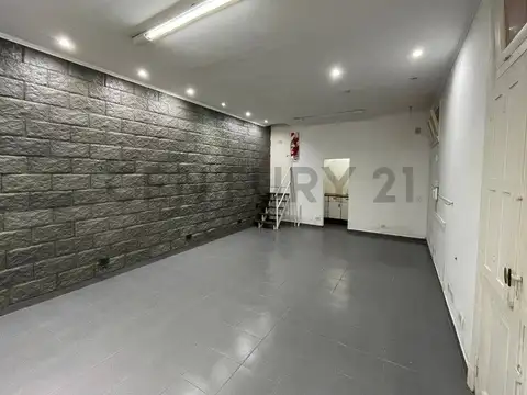 Marco Polo 4600, Piso 0