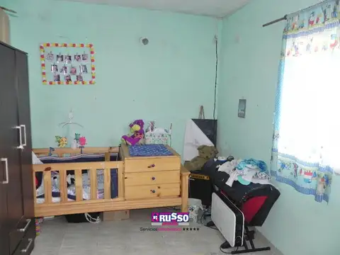 Casa 5 ambientes con 2 baños