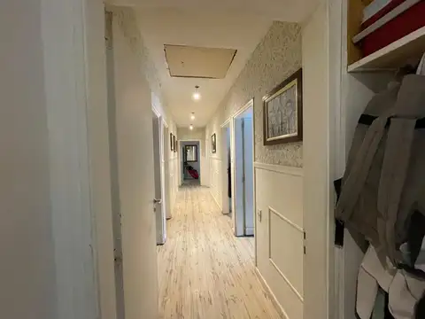 Casa 5 ambientes con 3 baños