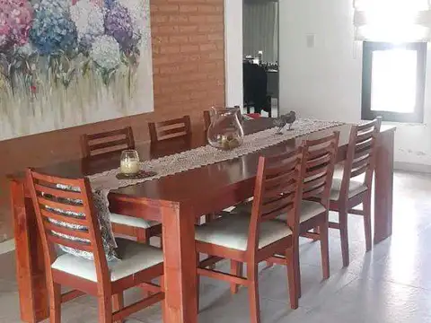 Avenida Eulogio Cabral 951