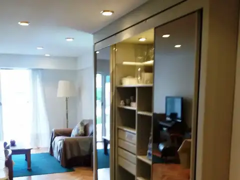 Alquilo Temporario en Belgrano. Amplio 3 Ambientes con Balcón. Hasta 4 huéspedes.