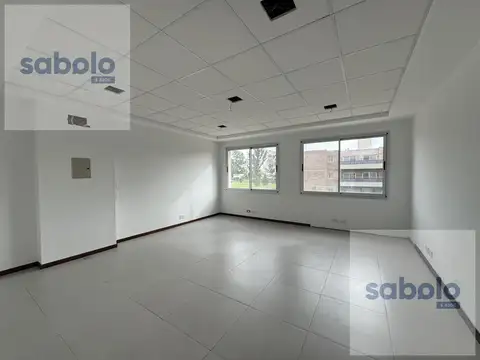 Oficina en Alquiler en Fisherton, $ 350.000