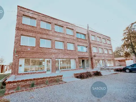 Oficina en Alquiler al Oeste