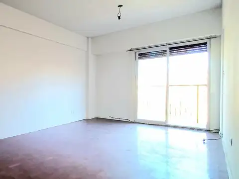 VENTA 4 AMBIENTES + BAULERA + ESPACIO GUARDACOCHE