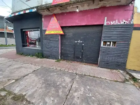 Local sobre avenida San Martin!