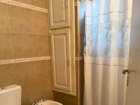 CASA DE 4 AMBIENTES, DOS DORMITORIOS