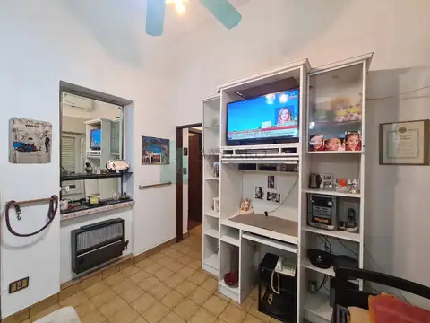 Depto Tipo Casa en Venta 40 años