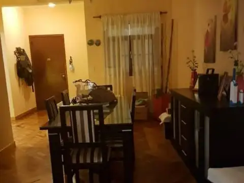 Cerrito 1100, Piso 1