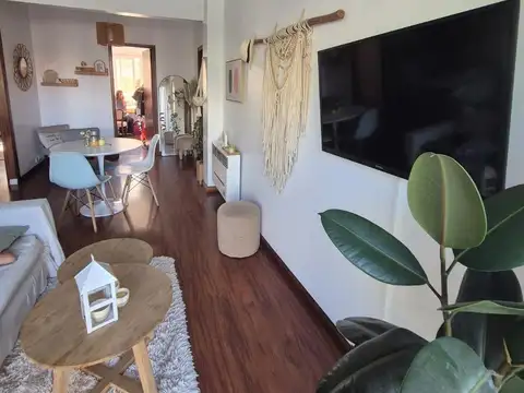 Depto Tipo Casa en Venta de 4 dormitorios