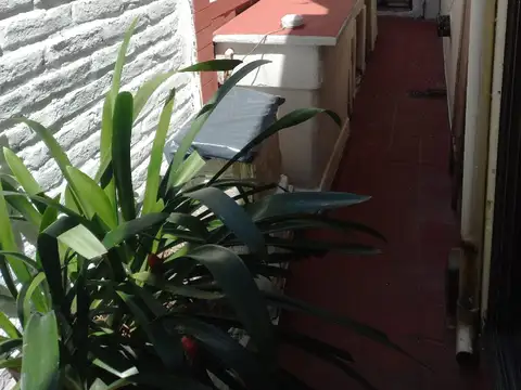 Depto Tipo Casa en Venta en Remedios De Escalada, USD 64.000