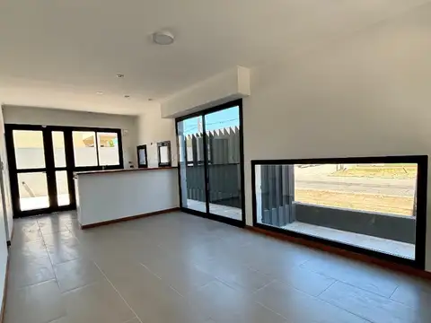 VENTA - CASA A ESTRENAR EN PH N EN BARRIO VILLA JARDIN