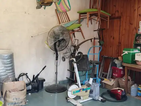 Casa en Venta en Rafael Calzada, USD 130.000