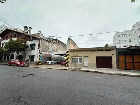 Terreno en Venta en Plaza Mitre, USD 230.000