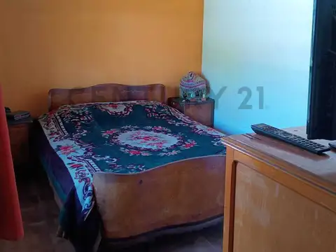 Casa con Departamento en Venta en San Carlos