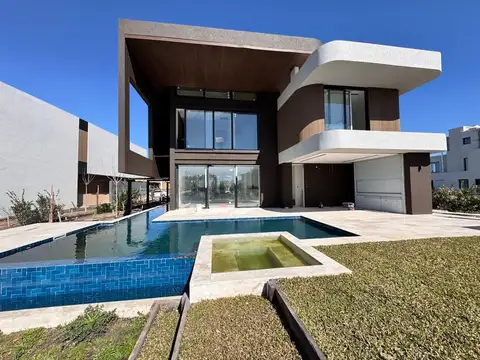 Casa en Venta en Nordelta El Yacht, USD 2.500.000