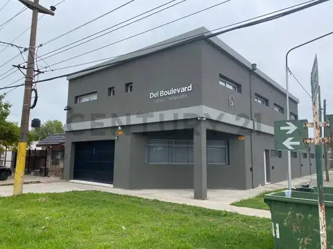 Gevandri 1400, Piso 0