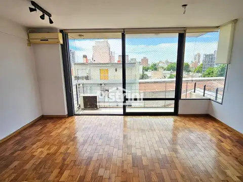 Riccheri 1300, Piso 7