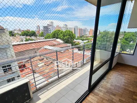 Departamento en Alquiler con 1 cocheras