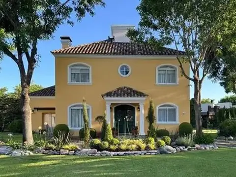 OPORTUNIDAD VENTA CASA DE 4 AMBIENTES EN FRANCISCO ALVAREZ