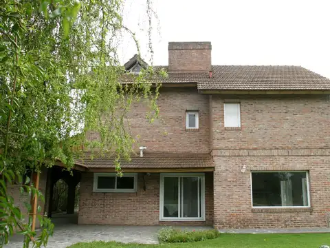 Casa en Alquiler en San Jorge Village, USD 2.500