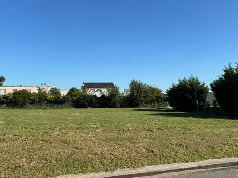 Terreno en Venta 20  mts Frente