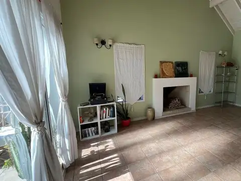 Venta casa 3 dormit, pileta en Maschwitz Privado