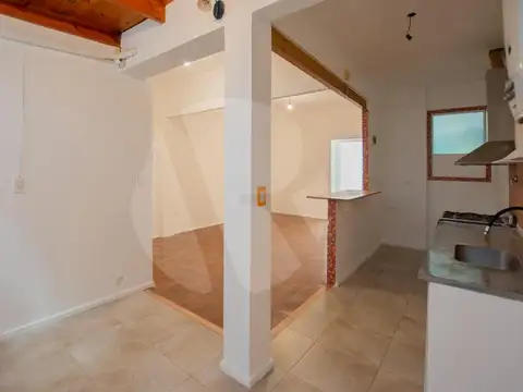 Depto Tipo Casa en Venta en Colegiales, USD 228.000
