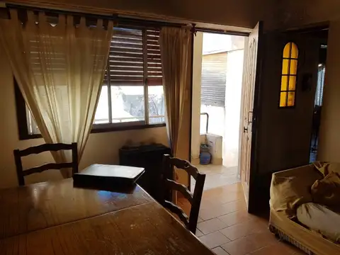 Depto Tipo Casa en Venta de 7 ambientes