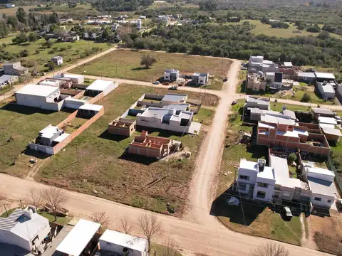 Terreno en Venta 30  mts Fondo