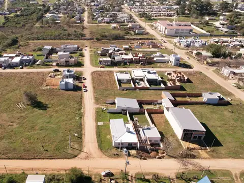 Alberdi Frente A Escuela El Ombu