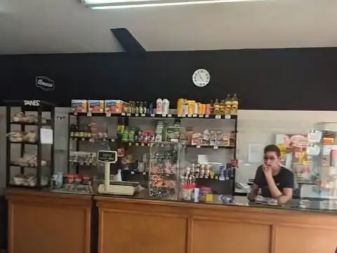 VENTA LOCAL COMERCIAL+DEPOSITO+CASA MIXTA