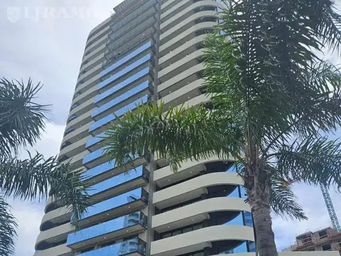 Local de 175 m2 en alquiler y/o alquiler en Brickell Boulevard.