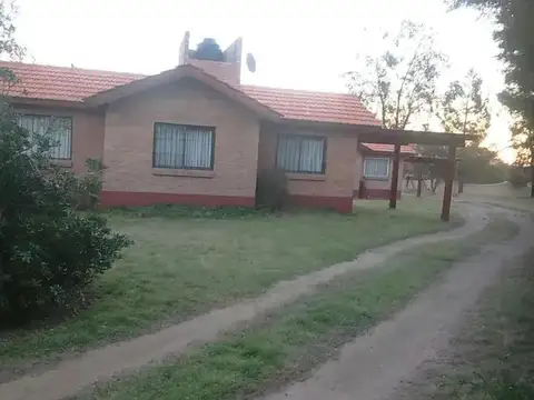 Complejo de cabañas en venta - 4 UFs - Merlo