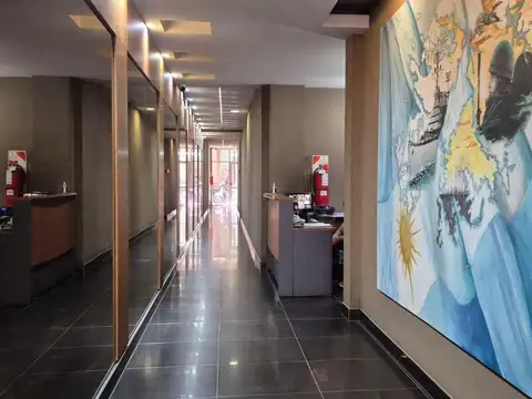 Oficina en Venta al Este