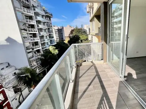 Alquiler Semipiso 2Amb balcón nuevo ubicación top