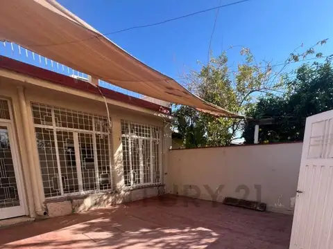 JOSE MARMOL , Piso 0