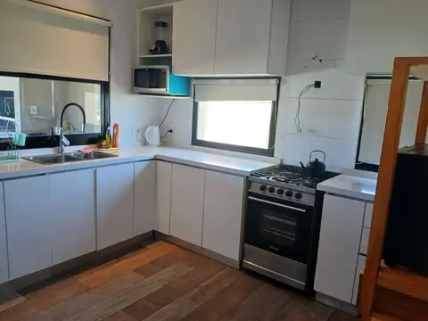 Casa 4 ambientes con 3 baños