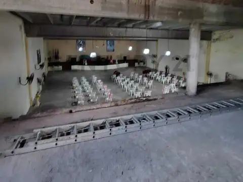 Galpon en Venta 60  mts Fondo