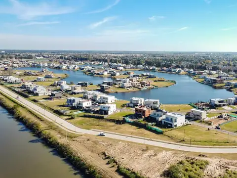 Lote en Venta en el Barrio Santa Ana, Villanueva.