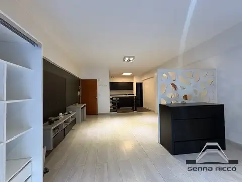 Oportunidad amplio  monoambiente al frente con balcón y terraza común